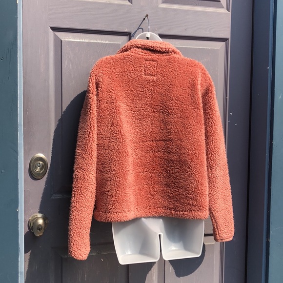 So COZY SOFTEST SHERPA sweater - Picture 9 of 11